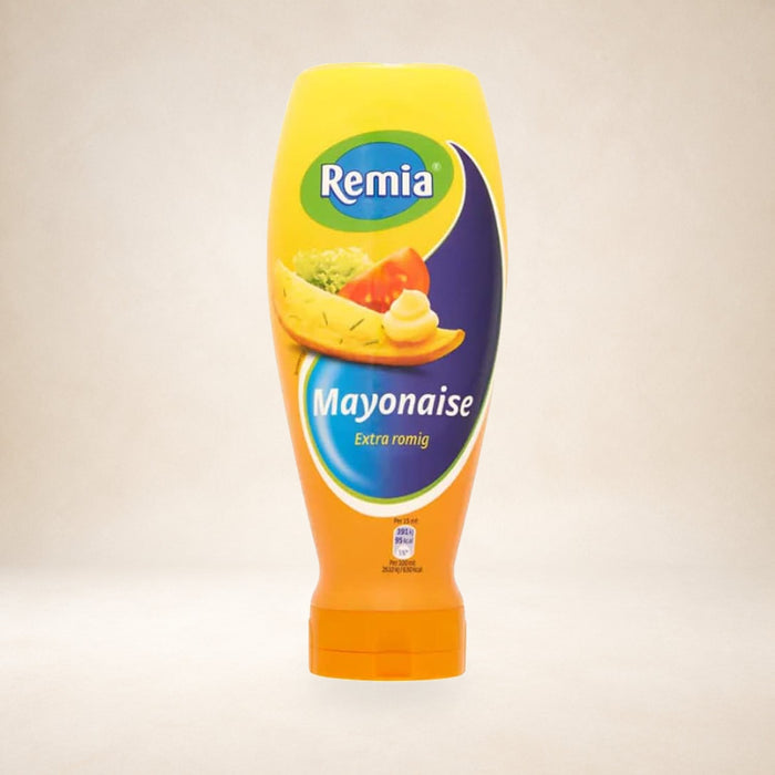 Remia Mayo Extra Creamy 500ml on a warm studio background